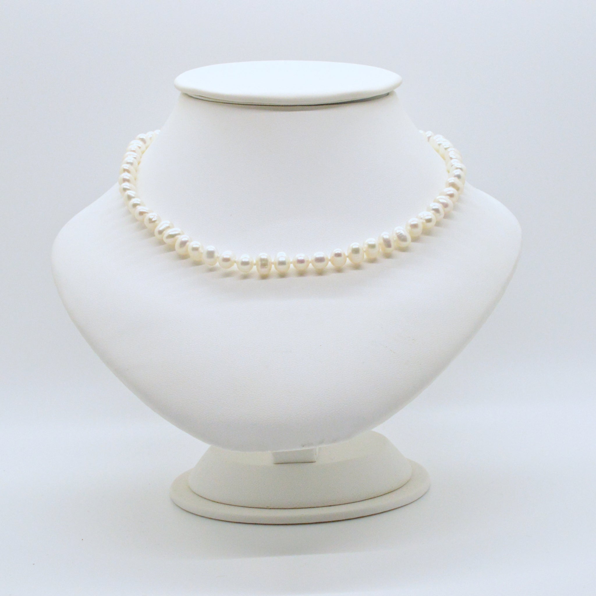 Collier de perles 156 (16")