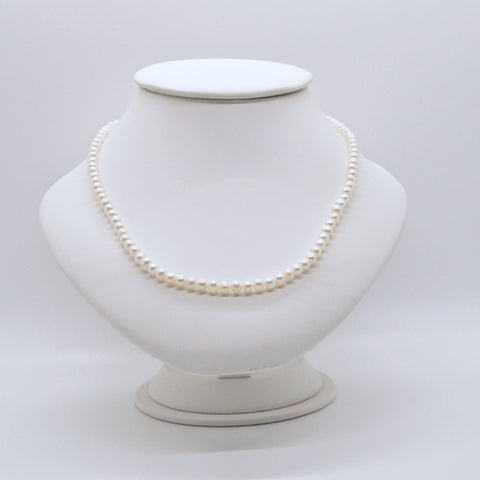 Collier de perles 056 (18")